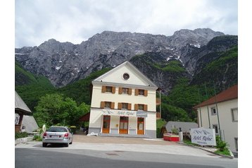 Sloveenija Hotel Log pod Mangartom, Eksterjöör